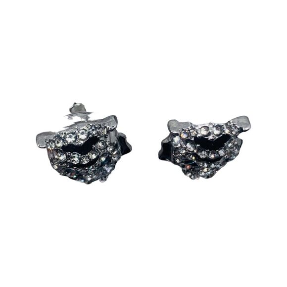 Betsey Johnson Snow Leopard Head Crystal Stud Earrings .5" Magical Creature - Picture 14 of 16